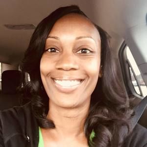 Meet your Posher, Denise